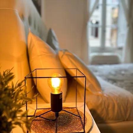 Appartement By The Colosseum - White Chic Flats Rome