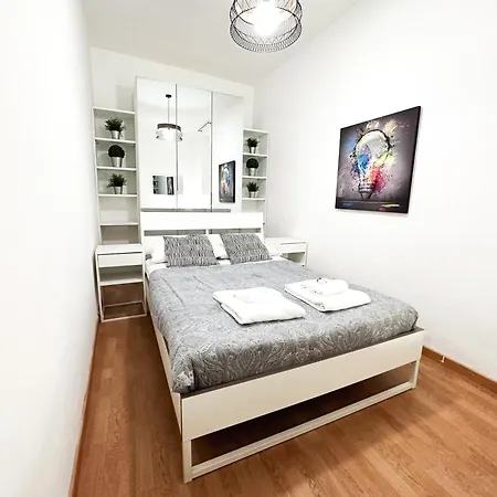 By The Colosseum - White Chic Flats Appartement Rome
