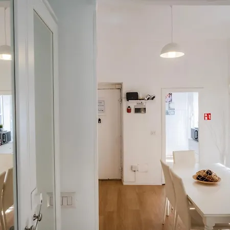 公寓 By The Colosseum - White Chic Flats