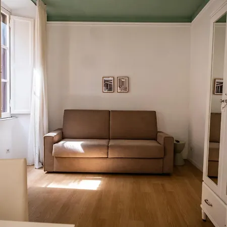 By The Colosseum - White Chic Flats 公寓 *