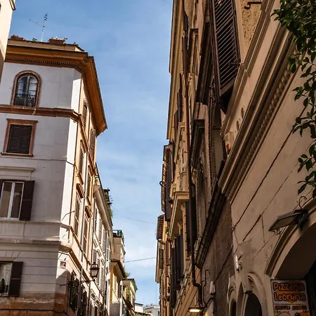 By The Colosseum - White Chic Flats 公寓 罗马