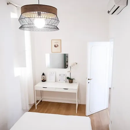 By The Colosseum - White Chic Flats